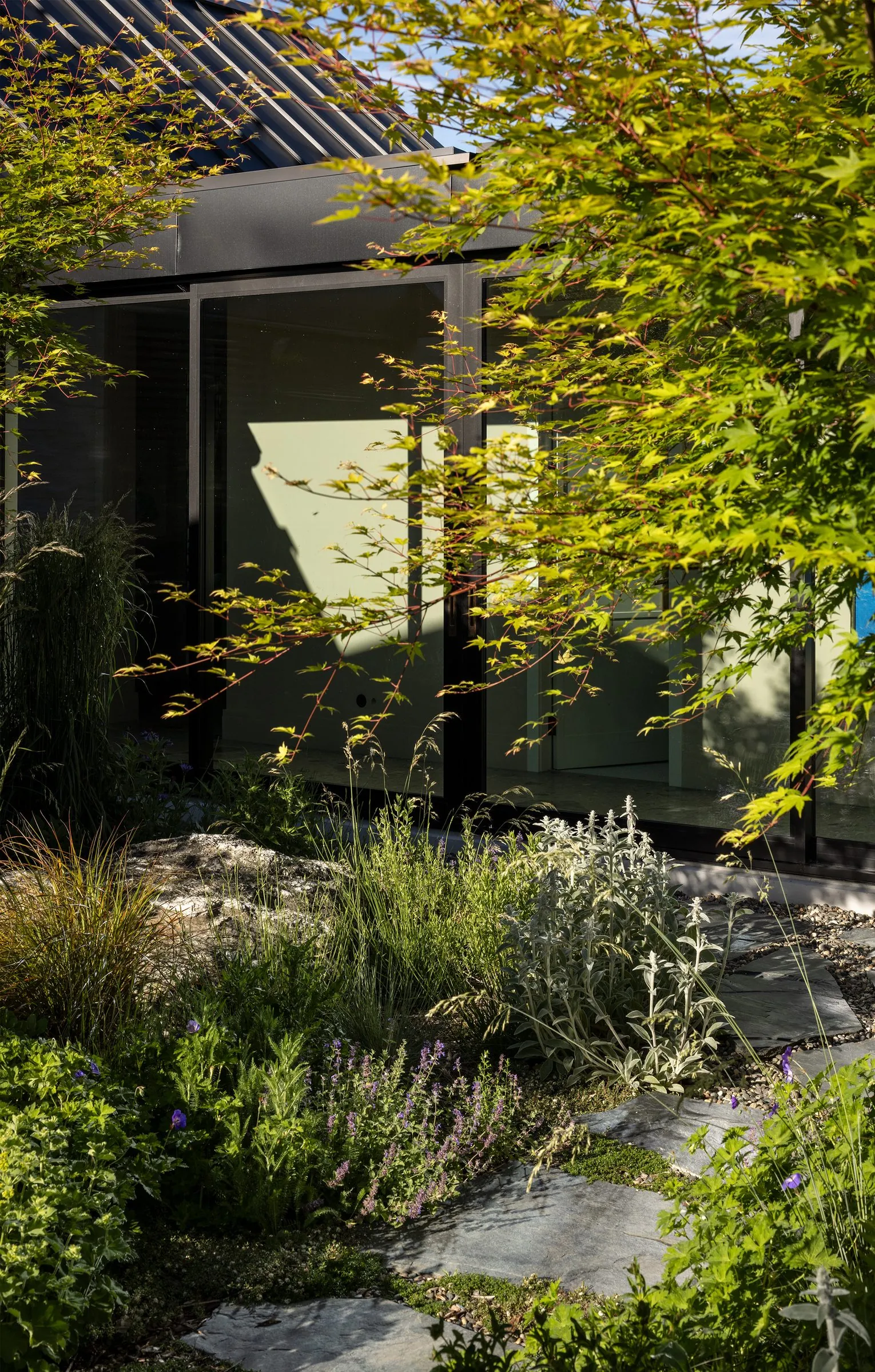Speargrass House, Queenstown. Landscape design by Suzanne Turley Landscapes