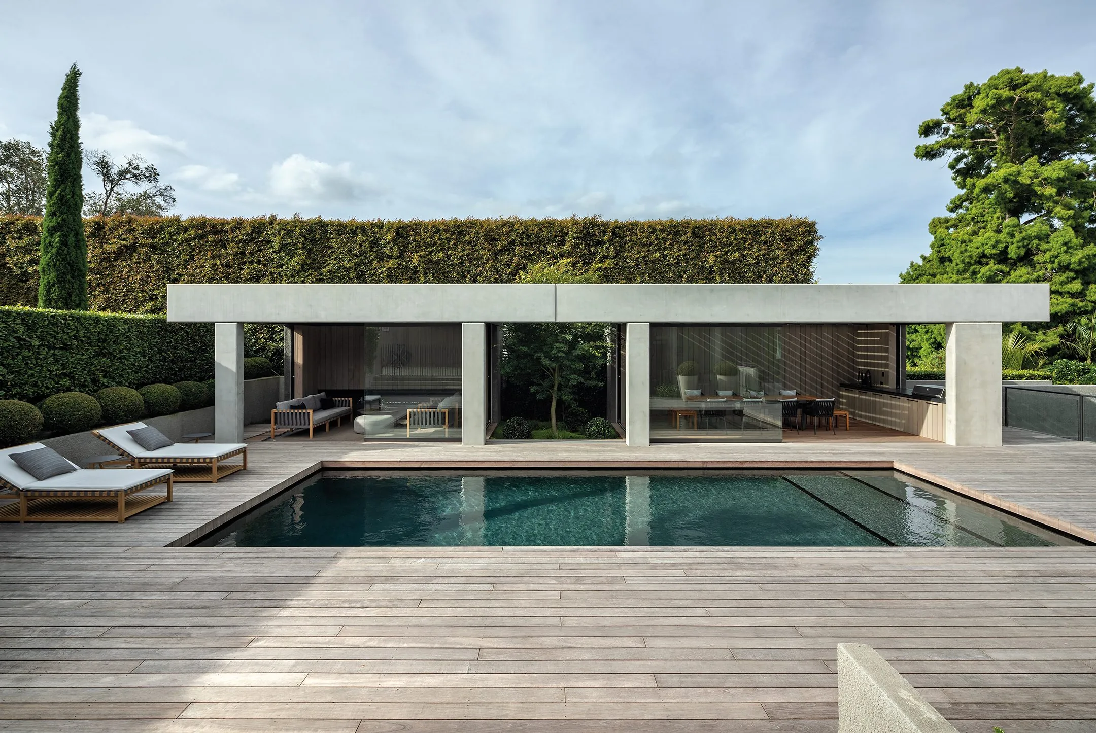 Iconic Pool Pavilion, Auckland, New Zealand. Landscape design by Suzanne Turley Landscapes
