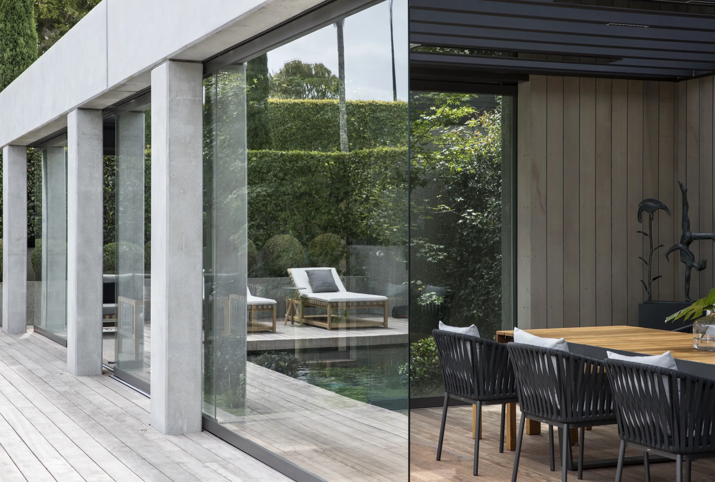 Pool Pavilion, Auckland. Landscape design by Suzanne Turley Landscapes